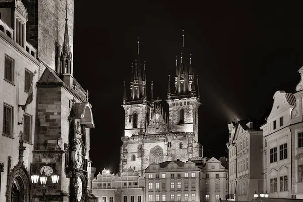 Kilise Our Lady Prag Manzarası Çatı Görünümünde Çek Cumhuriyeti Nde — Stok fotoğraf