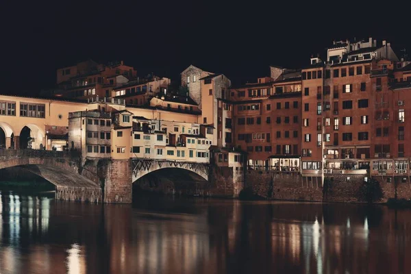 Ponte Vecchio Över Arno River Florens Italien Natten — Stockfoto