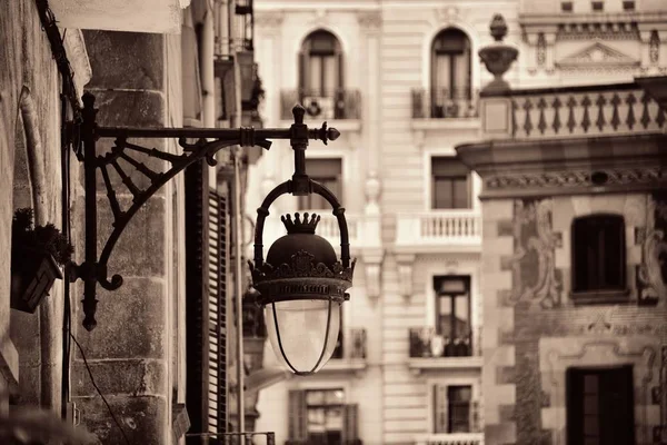 스페인 바르셀로나의 빈티지 램프가 — 스톡 사진