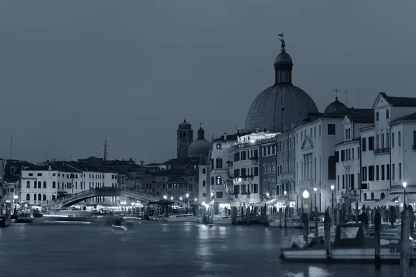 Venetië Uitzicht Gracht Nachts Met San Simeone Piccolo Historische Gebouwen — Stockfoto