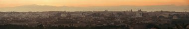 Roma çatı görünümü gündoğumu panorama önce İtalya antik mimariye sahip