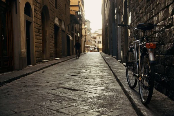 피렌체 이탈리아에서 거리에 자전거 — 스톡 사진