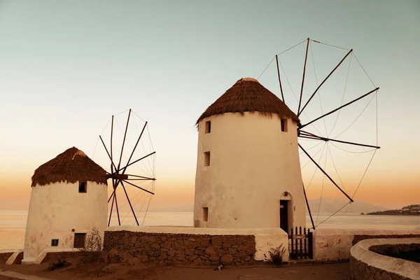 Yunanistan Mykonos Adası Ndaki Ünlü Tarihi Eser Olarak Yel Değirmeni — Stok fotoğraf