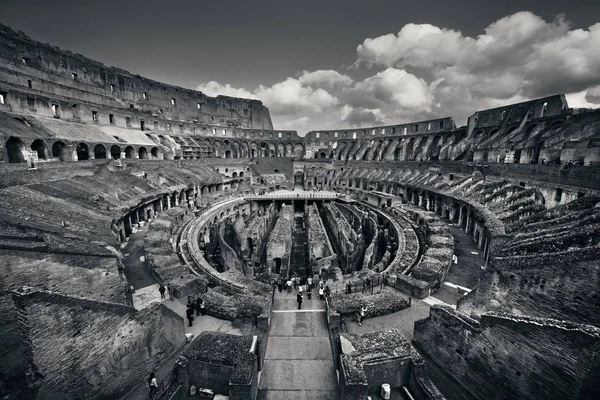 Dentro Vista Coliseu Marco Mundialmente Conhecido Símbolo Roma Itália — Fotografia de Stock