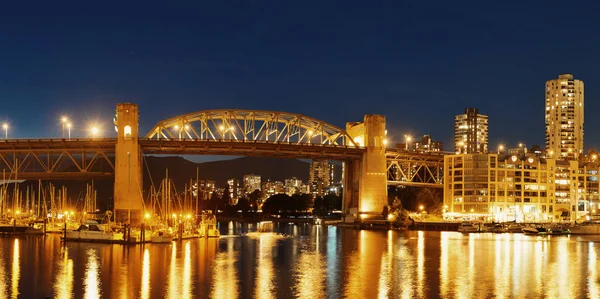 Vancouver False Creek Night Bridge Boat Panorama — Stock Photo, Image