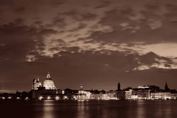 Venedig Skyline Natten Med Kyrkan Santa Maria Della Salute Italien — Stockfoto