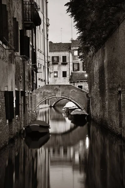 Vista Del Canal Venecia Con Edificios Históricos Italia — Foto de Stock