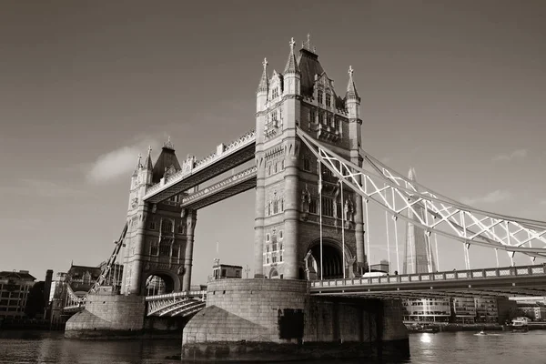 Londra Daki Thames Nehri Üzerindeki Tower Bridge — Stok fotoğraf
