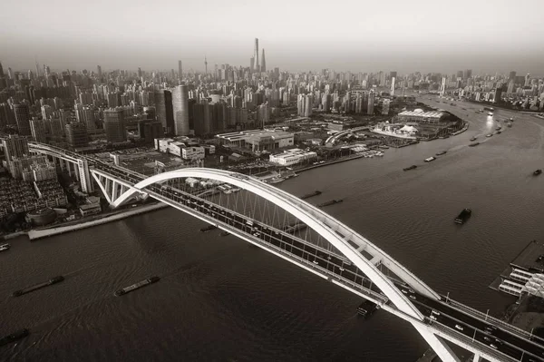 Ponte Shanghai Lupu Vista Aérea Sobre Rio Huangpu Pôr Sol — Fotografia de Stock