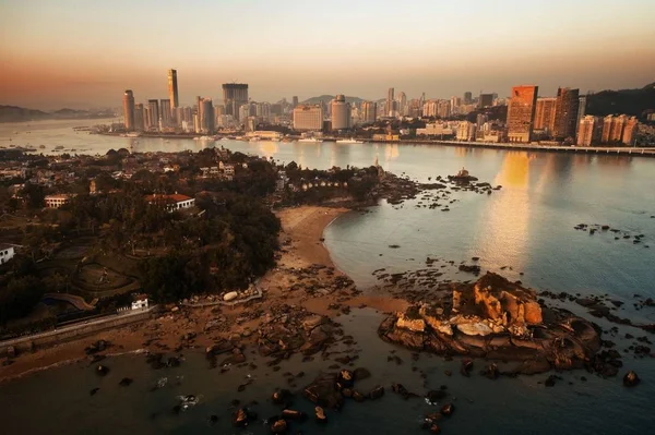 Xiamen Skyline Vue Aérienne Coucher Soleil Avec Des Bâtiments Urbains — Photo