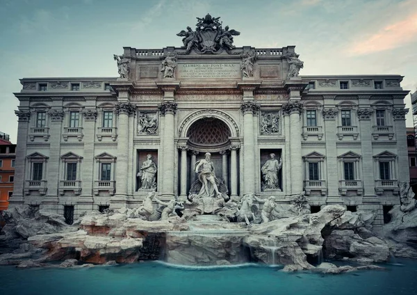 Fontána Trevi Barokním Stylem Jako Slavná Turistická Atrakce Římě Itálie — Stock fotografie