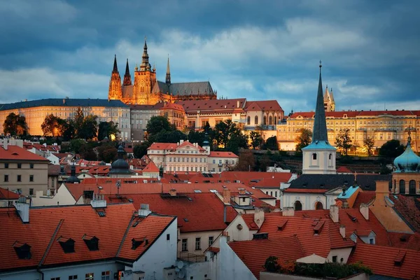 Prags Slott Med Saint Vitus Katedralen Tjeckien Natten — Stockfoto