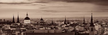Madrid çatı görünümü 