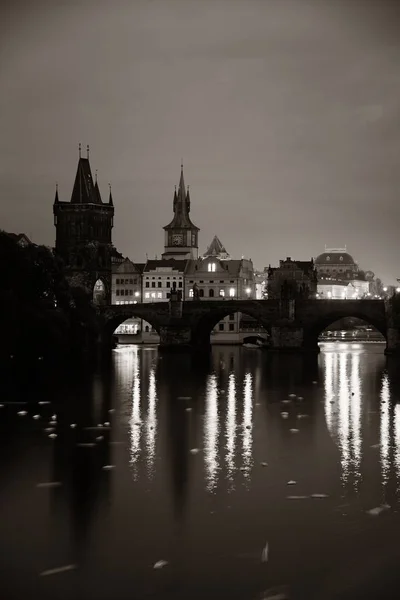 Prague skyline et pont — Photo