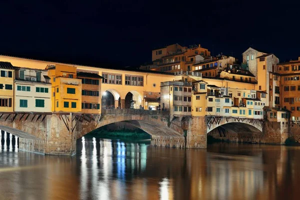 Флоренція Понте Веккіо вночі — стокове фото