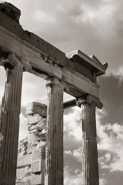Historyczne ruiny Akropol — Zdjęcie stockowe