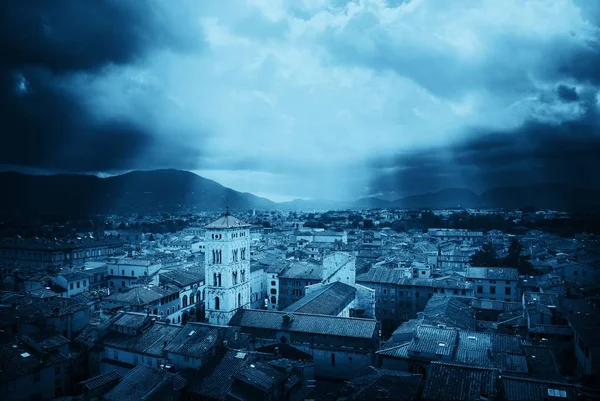 Lucca town skyline sun ray — Stock Photo, Image