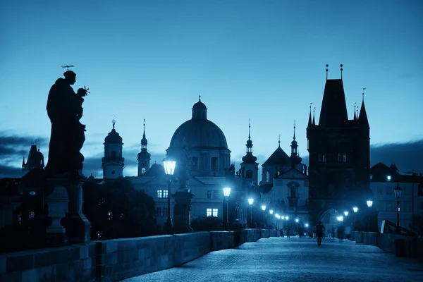 Puente de Carlos por la noche — Foto de Stock