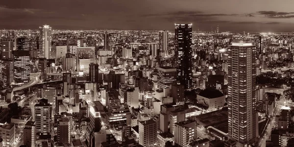 Osaka nuit vue sur le toit — Photo