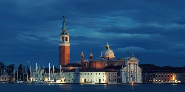 Iglesia San Giorgio Maggiore noche — Foto de Stock