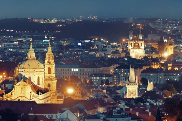 Praga na dachu panoramę nocą — Zdjęcie stockowe