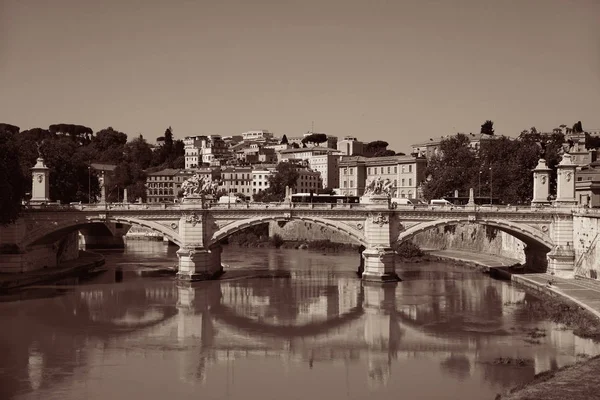 Río Tíber Roma —  Fotos de Stock