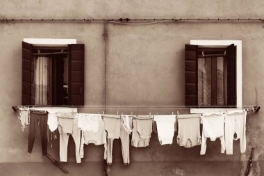 Burano siyah beyaz Çamaşırhane elbiseleri