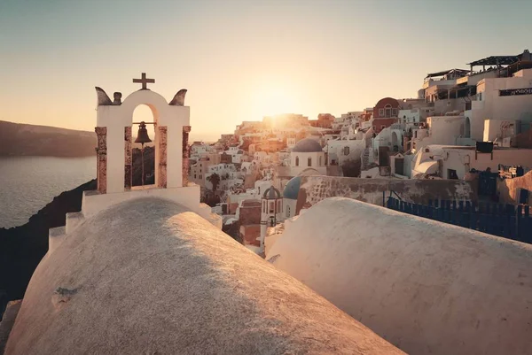 Campana tramonto skyline Santorini — Foto Stock