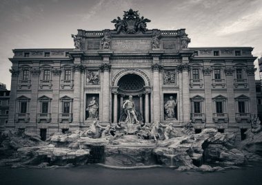 Trevi Çeşmesi Roma