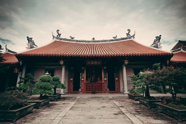 Singapore kinesiskt tempel — Stockfoto