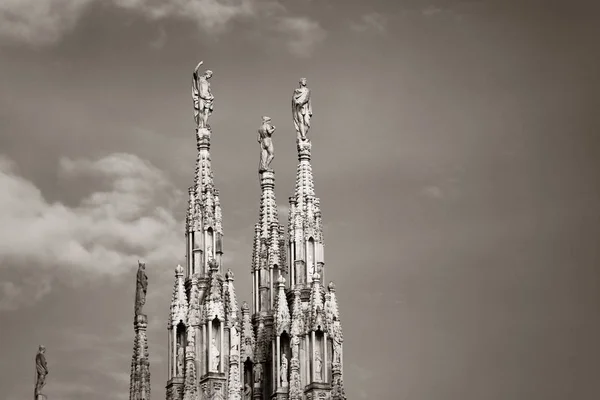 Scultura Duomo di Milano — Foto Stock