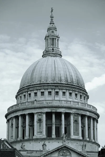 St. Pauls Kathedrale — Stockfoto