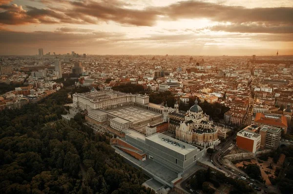 Madrid Royal Palace flygutsikt — Stockfoto