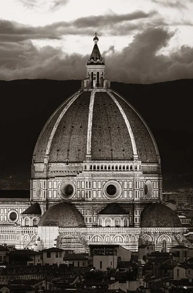 Gece Duomo Santa Maria Del Fiore closeup