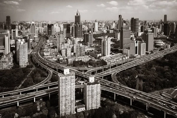 Brücke über die Shanghai-Yanan-Straße — Stockfoto