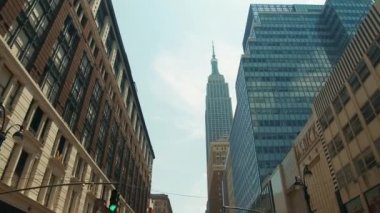 New York'taki empire state Binası