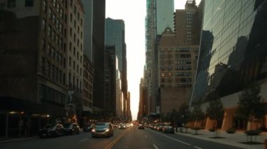 New York City 7th avenue sürüş görünümü alacakaranlık