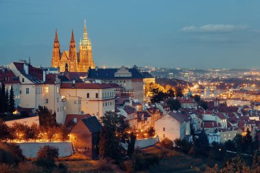 Geceleri Prag Şatosu