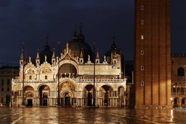 Piazza San Marco gece
