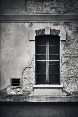 Lucca pencere tuğla