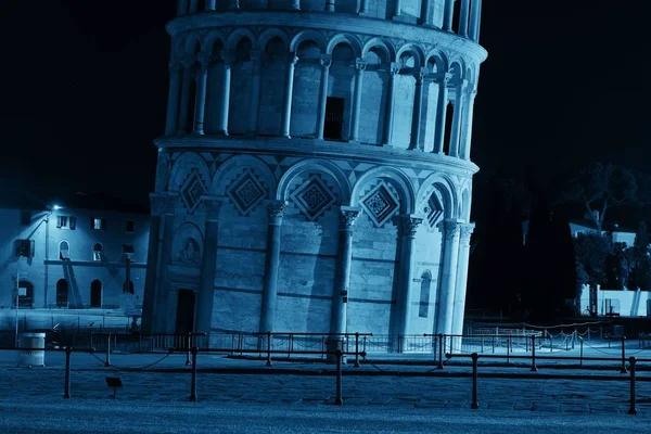 Leaning tower Pisa closeup — Stock Photo, Image