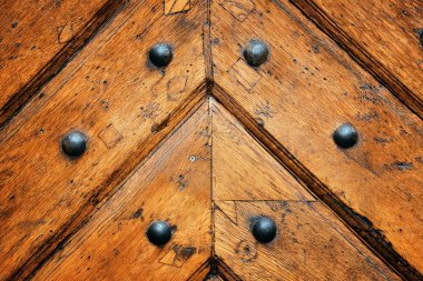 Ahşap kapı soyut desenler