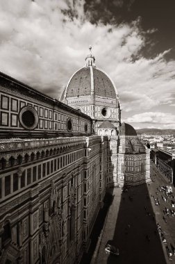 Duomo Santa Maria Del Fiore çan kulesi görünümü