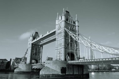 Kule Köprüsü, Londra