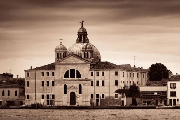 De skyline van de stad van Venetië — Stockfoto