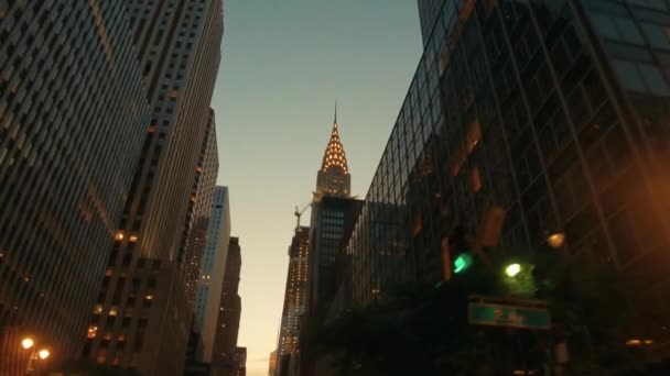 New York City 42e straat 's nachts — Stockvideo