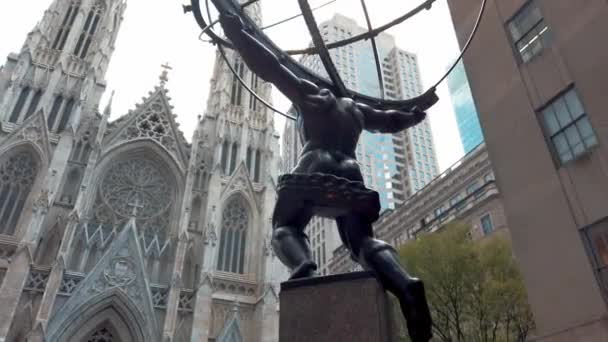 Нью Йорк Сша Июля 2019 Года Статуя Атласа Рокфеллер Центре — стоковое видео