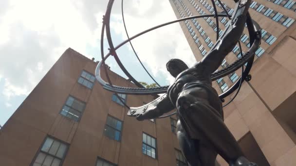 New York City Usa July 2019 Atlas Statue Rockefeller Center — Stock Video