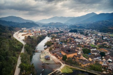 Tulou 'nun havadan görünüşü, Hakka' nın Fujian, Çin 'deki eşsiz evleri..