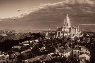 İspanya 'daki Segovia Katedrali hava manzarası.